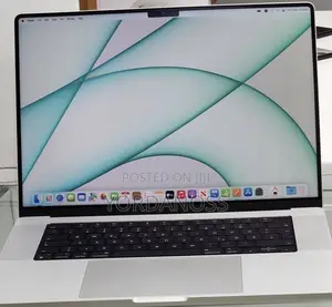 New Laptop Apple MacBook Pro 2015 16GB Intel Core i7 SSD 512GB