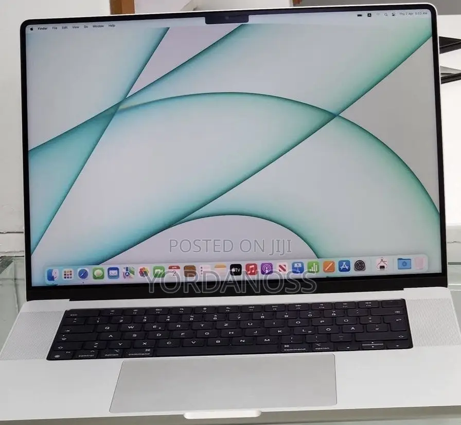 New Laptop Apple MacBook Pro 2015 16GB Intel Core i7 SSD 512GB