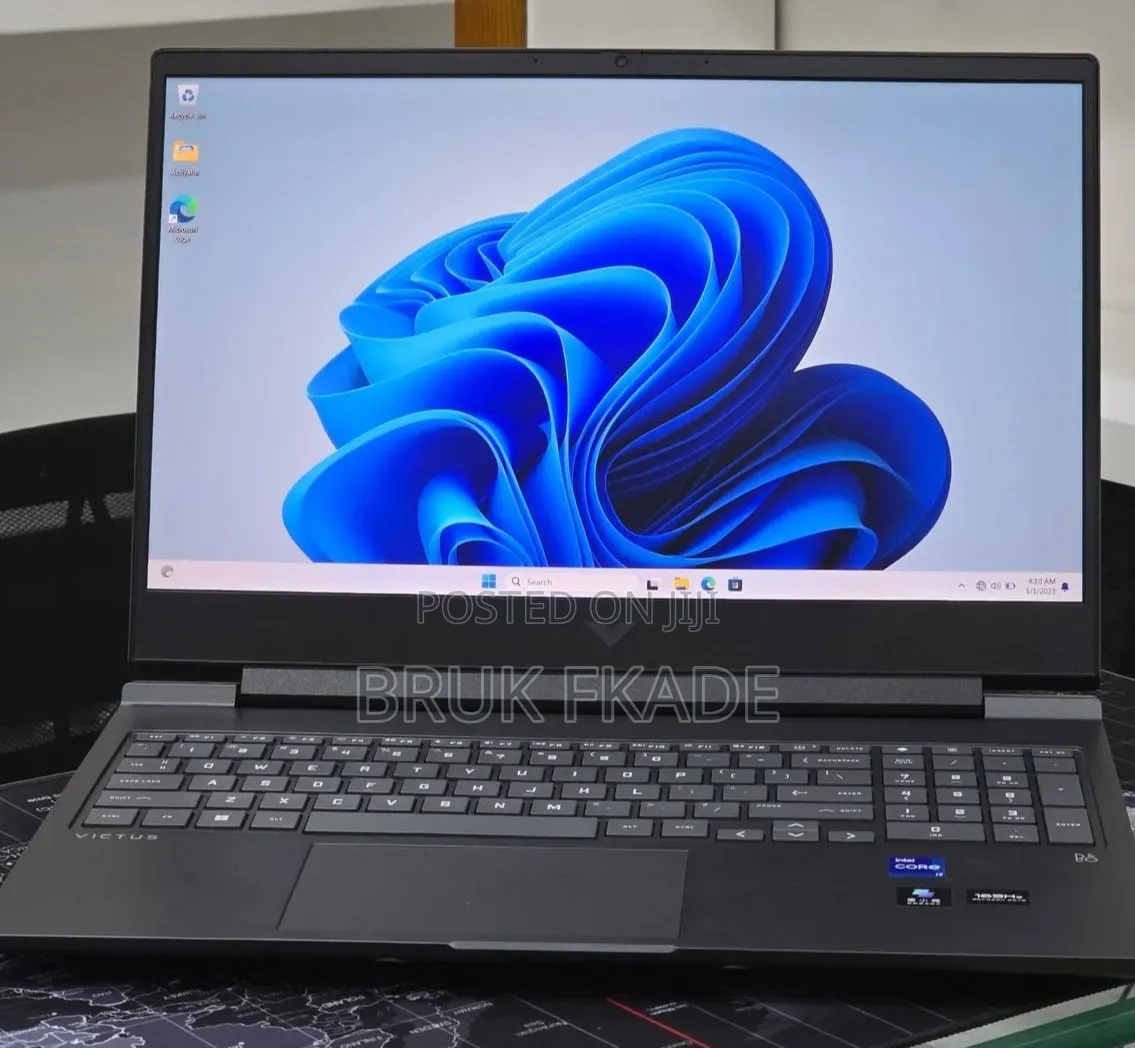 New Laptop HP Victus 16 16GB Intel Core i7 SSD 1T