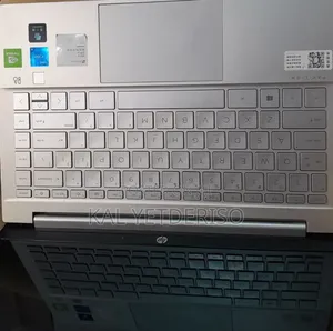 New Laptop HP Pavilion 13 16GB Intel Core i5 SSD 512GB