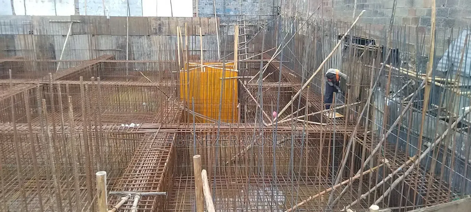 2bdrm Apartment in ሰሜን ሆቴል, Arada for sale