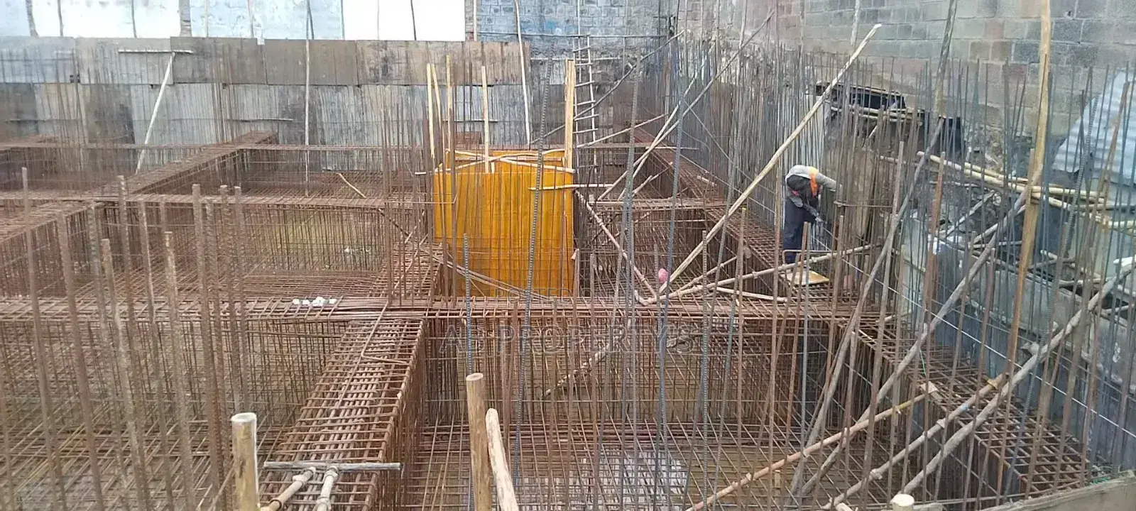 2bdrm Apartment in ሰሜን ሆቴል, Arada for sale