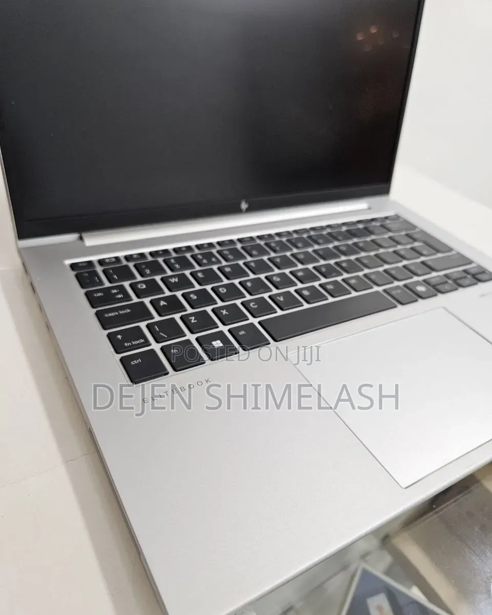 New Laptop HP EliteBook 840 G11 16GB AMD Ryzen 5 SSD 512GB
