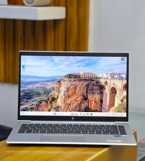 New Laptop HP EliteBook 840 G8 16GB Intel Core i5 SSD 512GB