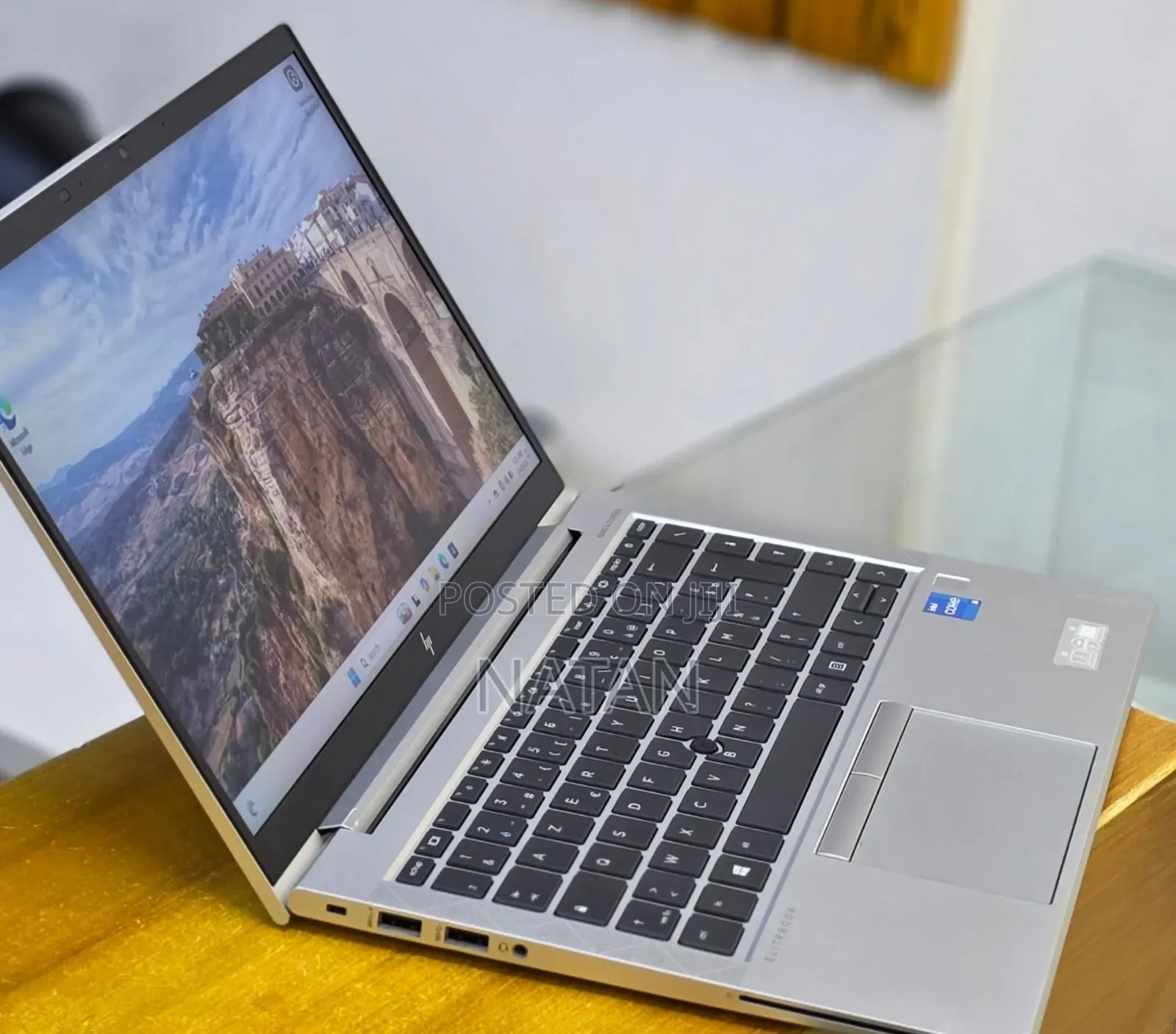 New Laptop HP EliteBook 840 G8 16GB Intel Core i5 SSD 512GB