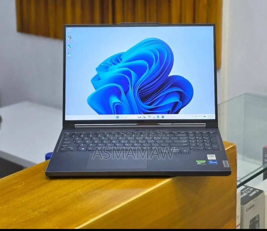 New Laptop Lenovo Legion 5 16GB Intel Core i7 SSD 1T