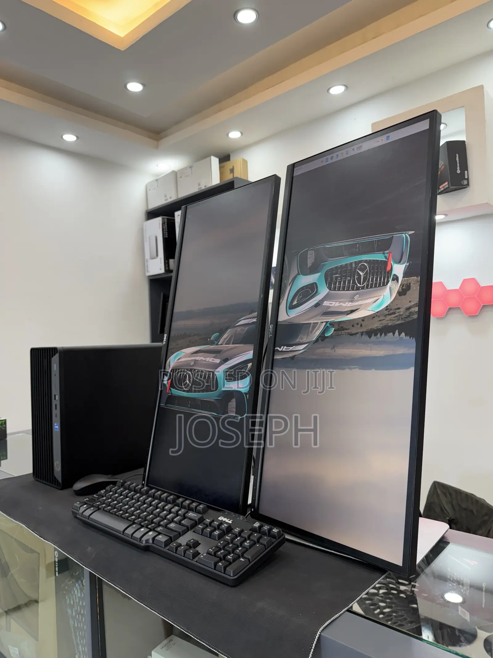 Monitor 29 Inches