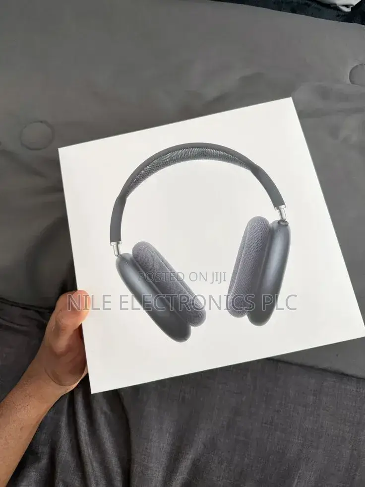 Authentic Apple Airpods Max 20 Hours of Listening Time From America