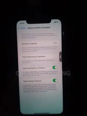 Apple iPhone XR 64 GB Black