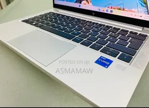 New Laptop HP EliteBook 830 G8 16GB Intel Core i5 SSD 512GB