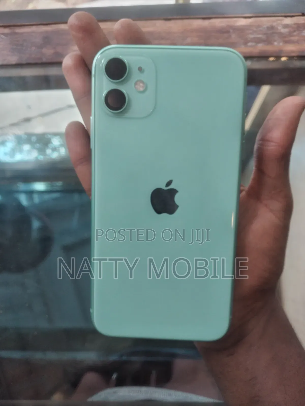 Apple iPhone 11 64 GB