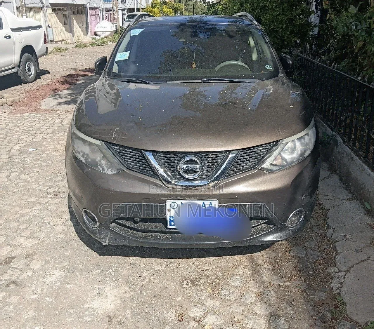 Nissan Qashqai 2016 Gold