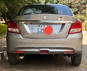 Suzuki Swift 2022 Silver