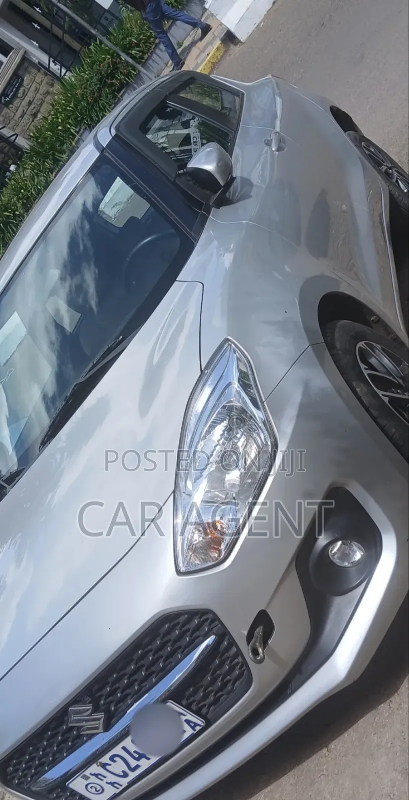 Suzuki Swift 2022 Silver