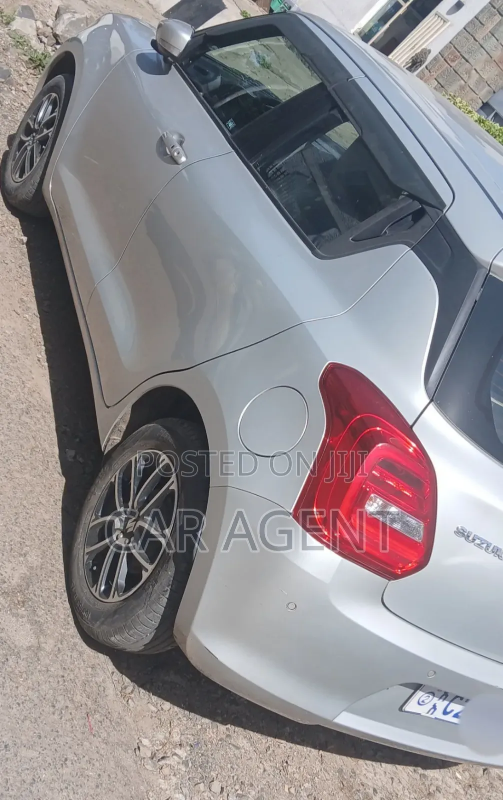 Suzuki Swift 2022 Silver