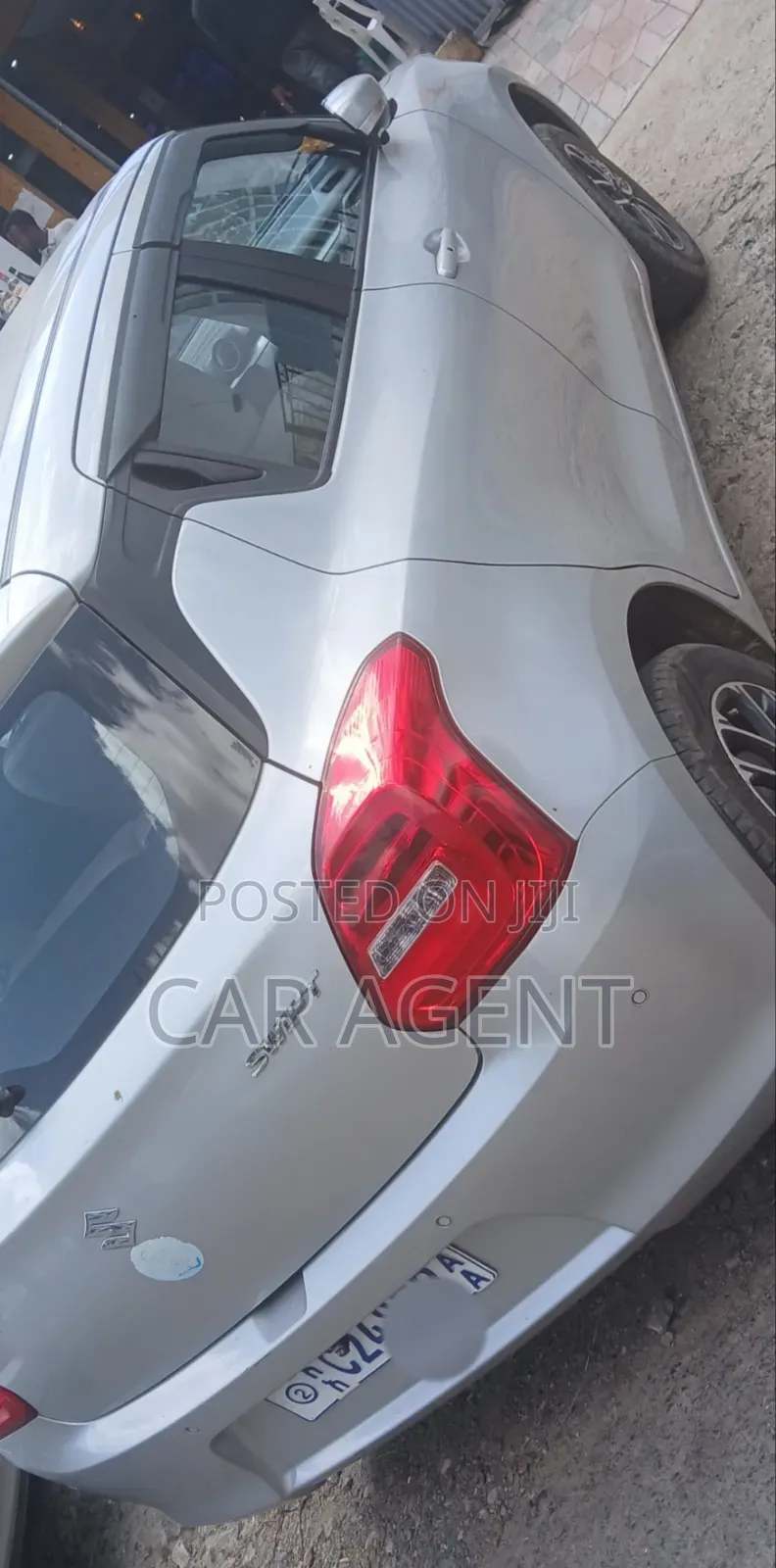 Suzuki Swift 2022 Silver