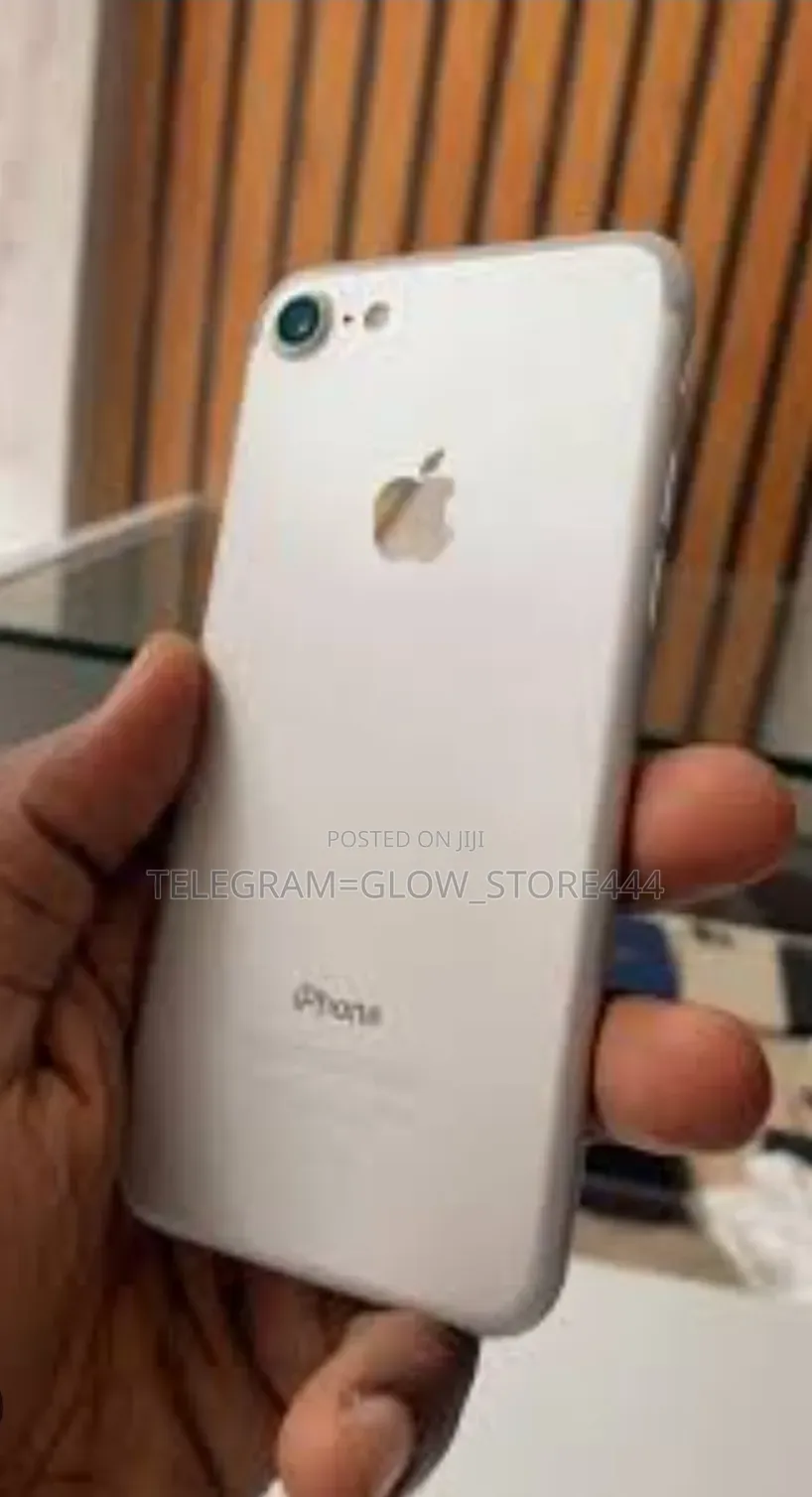 Apple iPhone 7 32 GB White