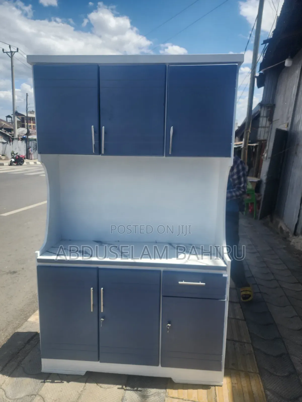 ኪችን ካቢኔት Kitchn Cabinet