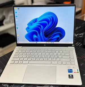 New Laptop HP EliteBook 845 G8 16GB AMD Ryzen 5 SSD 512GB