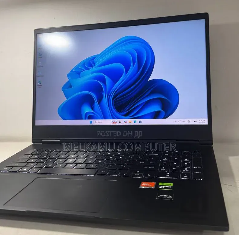 New Laptop HP Omen 16 16GB AMD Ryzen 7 SSD 512GB