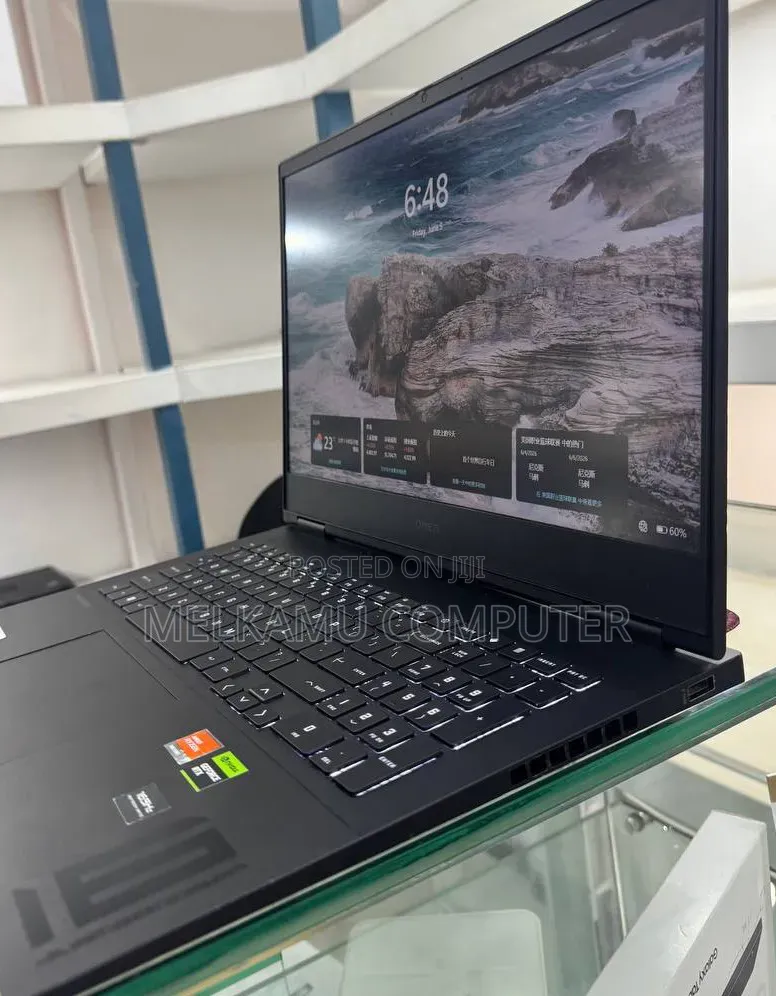 New Laptop HP Omen 16 16GB AMD Ryzen 7 SSD 512GB