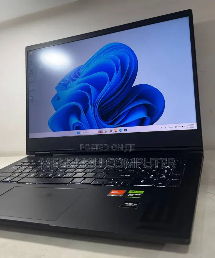 New Laptop HP Omen 16 16GB AMD Ryzen 7 SSD 512GB