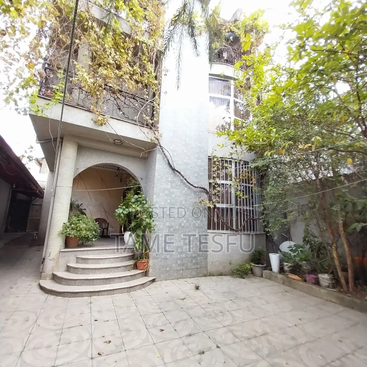 Furnished 6bdrm House in ኤካ ሆስፒታል, Yeka for sale