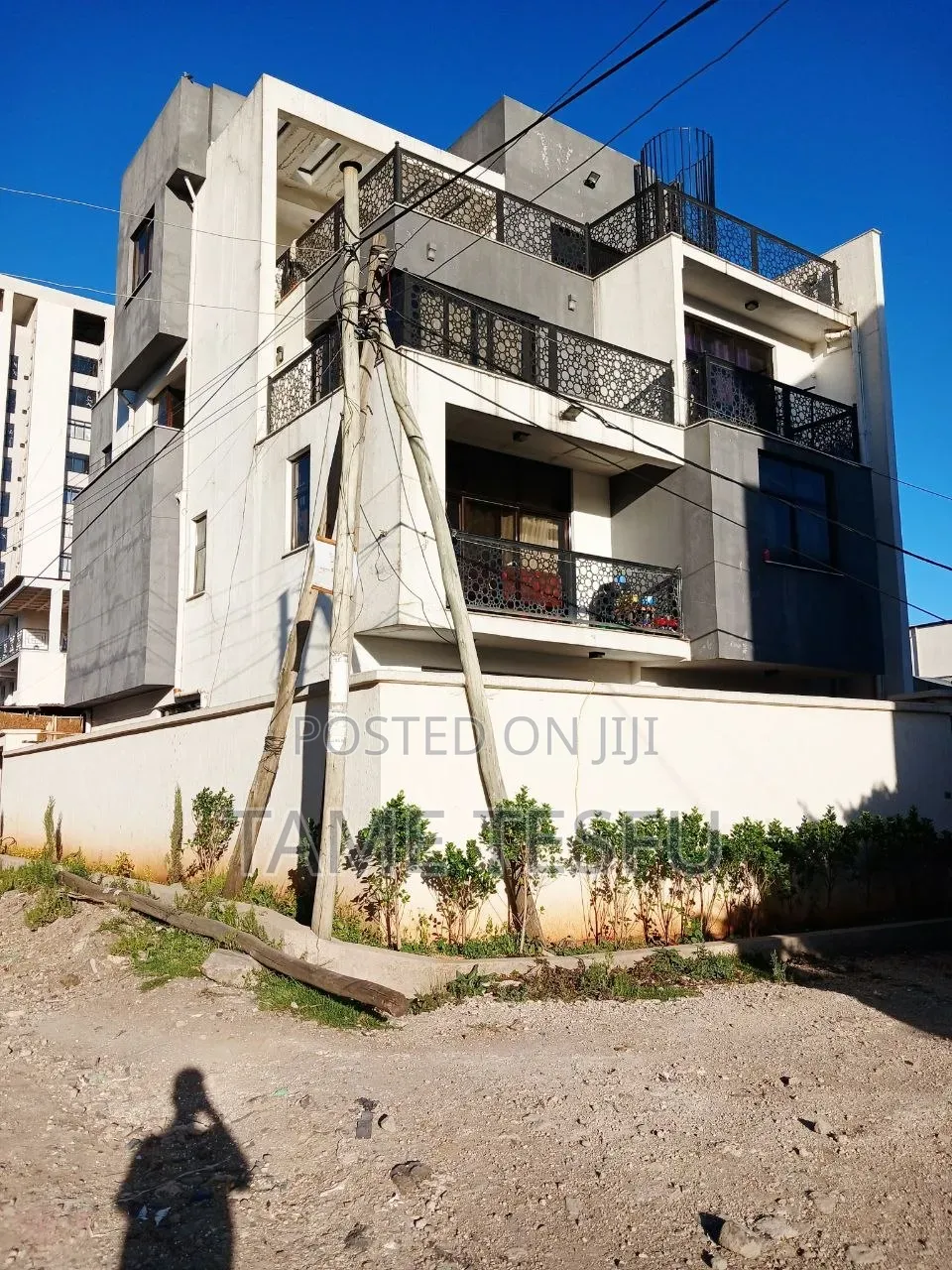 Furnished 8bdrm House in ሀያት, Bole for sale