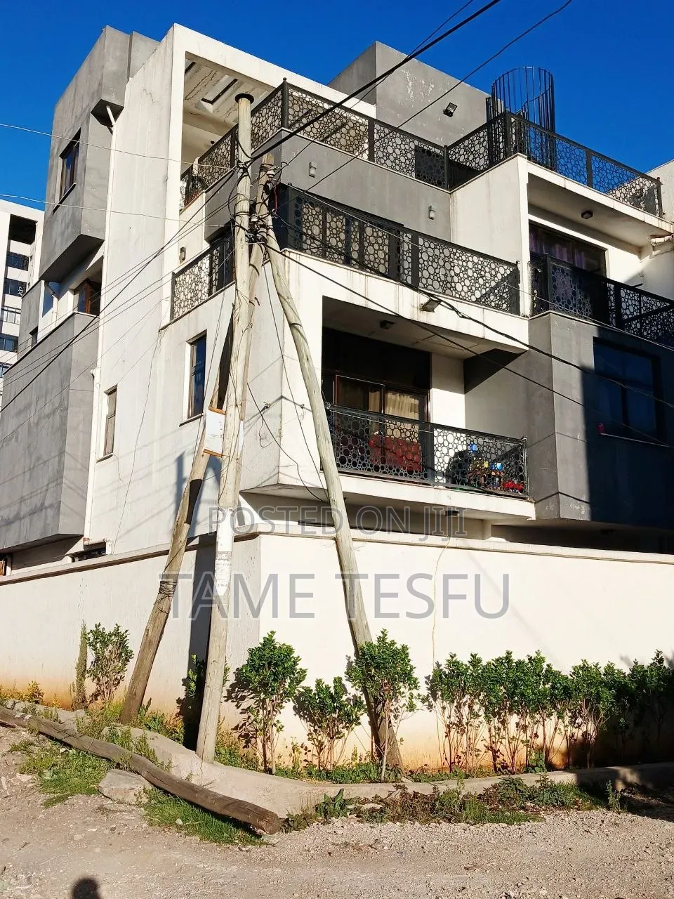 Furnished 8bdrm House in ሀያት, Bole for sale
