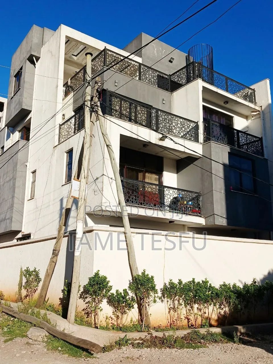 Furnished 8bdrm House in ሀያት, Bole for sale