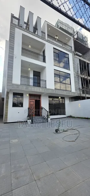 Furnished 7bdrm House in ሀያት, Bole for sale
