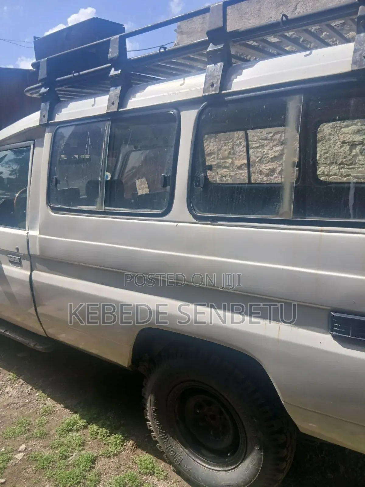 Toyota Land Cruiser 1996 White