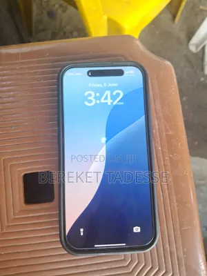 Apple iPhone 15 128 GB Silver