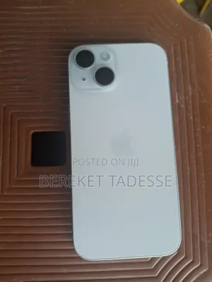 Apple iPhone 15 128 GB Silver