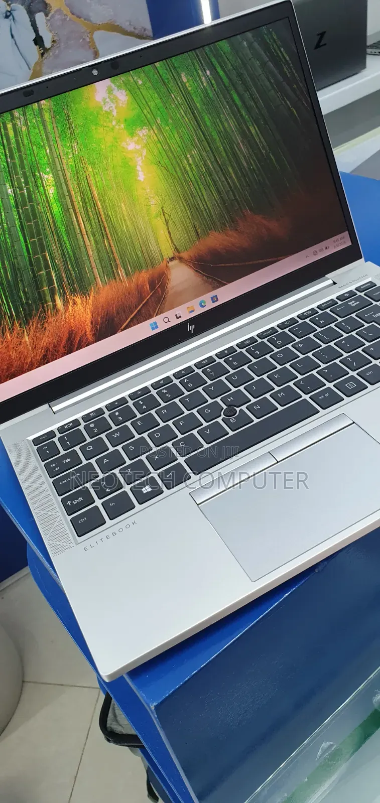 New Laptop HP EliteBook 840 G8 16GB Intel Core i7 SSD 512GB