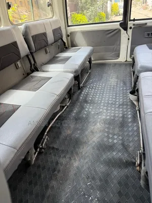 Toyota Land Cruiser 2010 White
