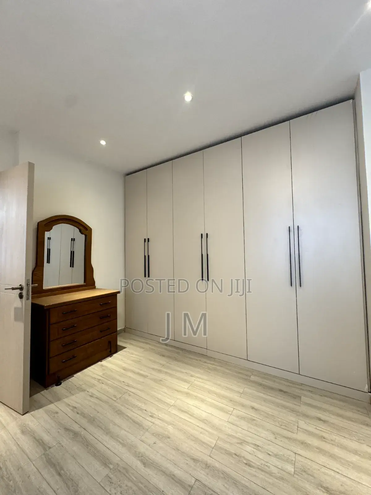 Furnished 3bdrm Apartment in Bole for rent
