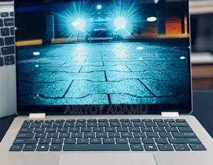 New Laptop HP OmniBook 5 Flip 16GB Intel Core i7 SSD 512GB