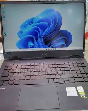 New Laptop HP OmniBook 7 14" 16GB Intel Core i7 SSD 512GB
