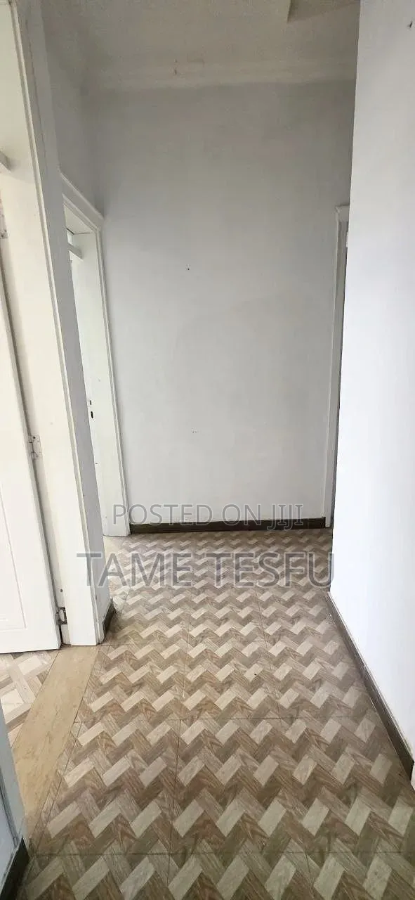 Furnished 8bdrm House in ቦሌ, Bole for sale