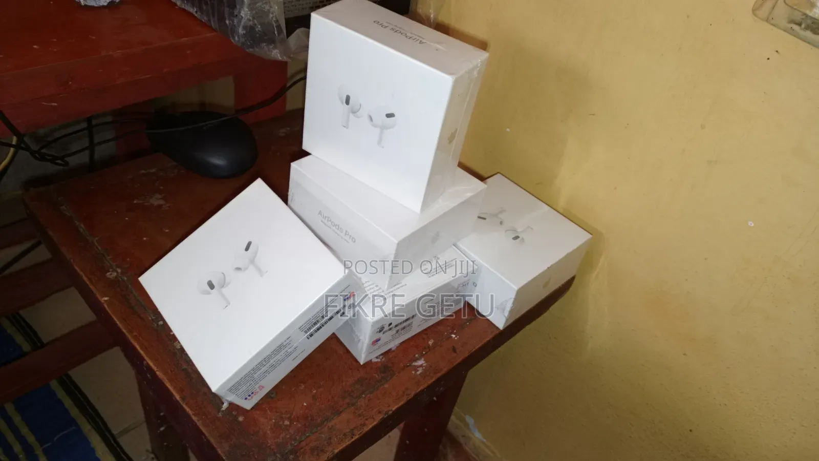 Apple Airpods Pro Brand New Sealed