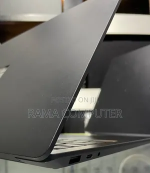 New Laptop Microsoft 16GB Intel Core i7 SSD 512GB