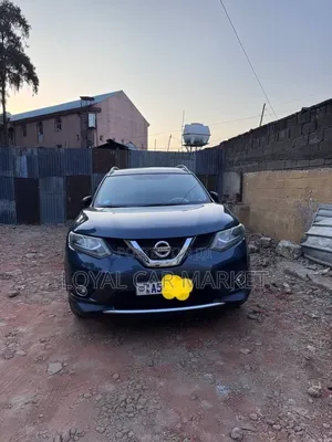 Nissan X-Trail 2015 Gray
