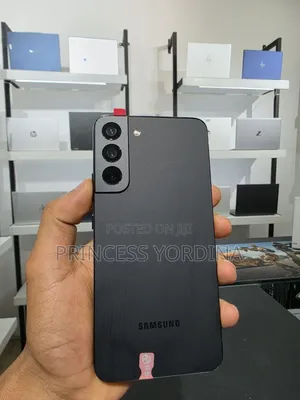 New Samsung Galaxy S22+ 5G 128 GB Black