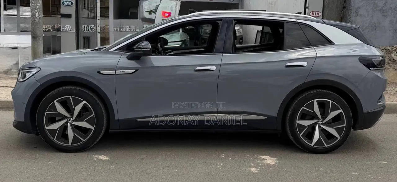 Volkswagen ID.4 AWD Pro AWD 2023 Gray