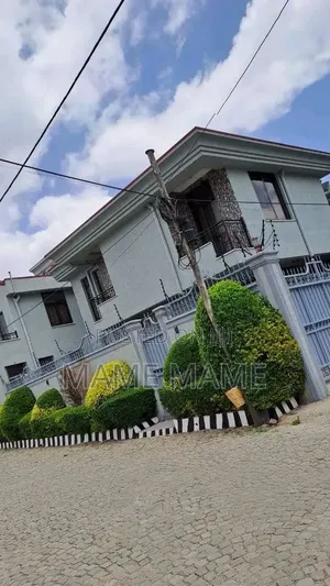 7bdrm House in Addis Abeba, Bole for sale