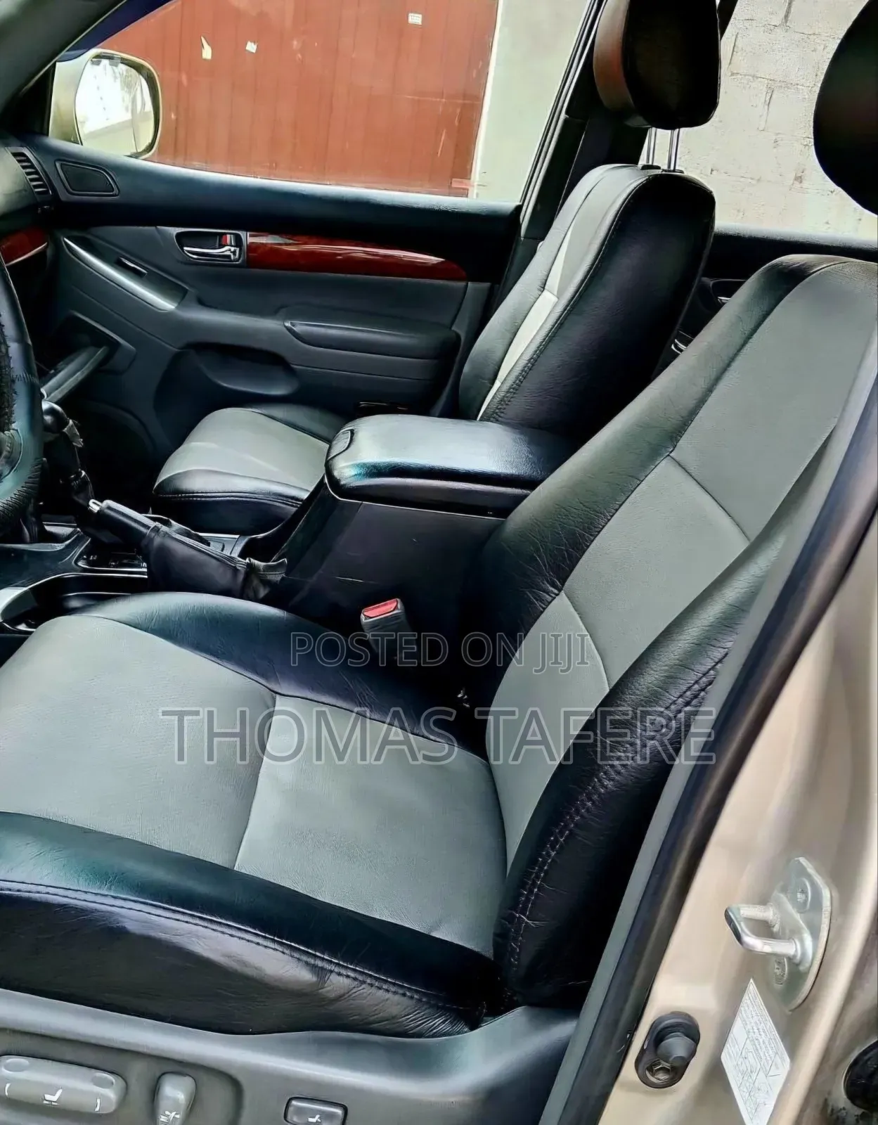 Toyota Land Cruiser 2006 Beige