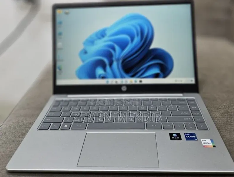 New Laptop HP Stream Notebook 16GB Intel Core i7 SSD 1T