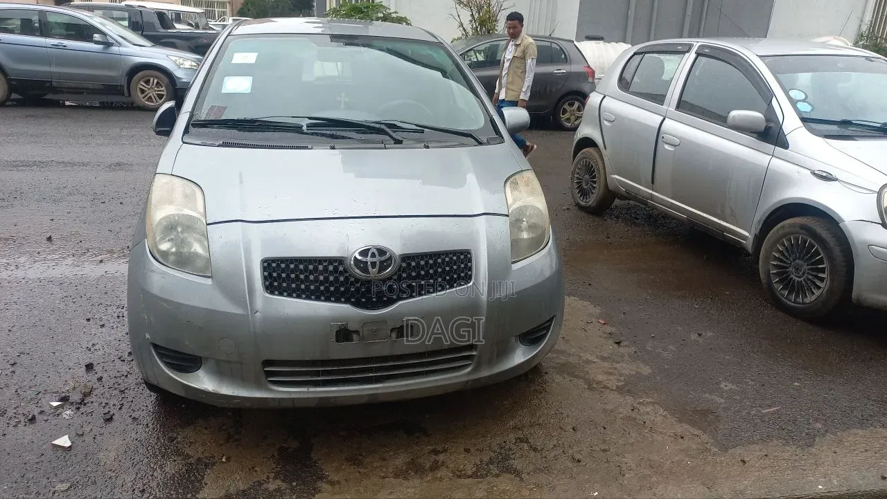 Toyota Yaris 2007 Silver