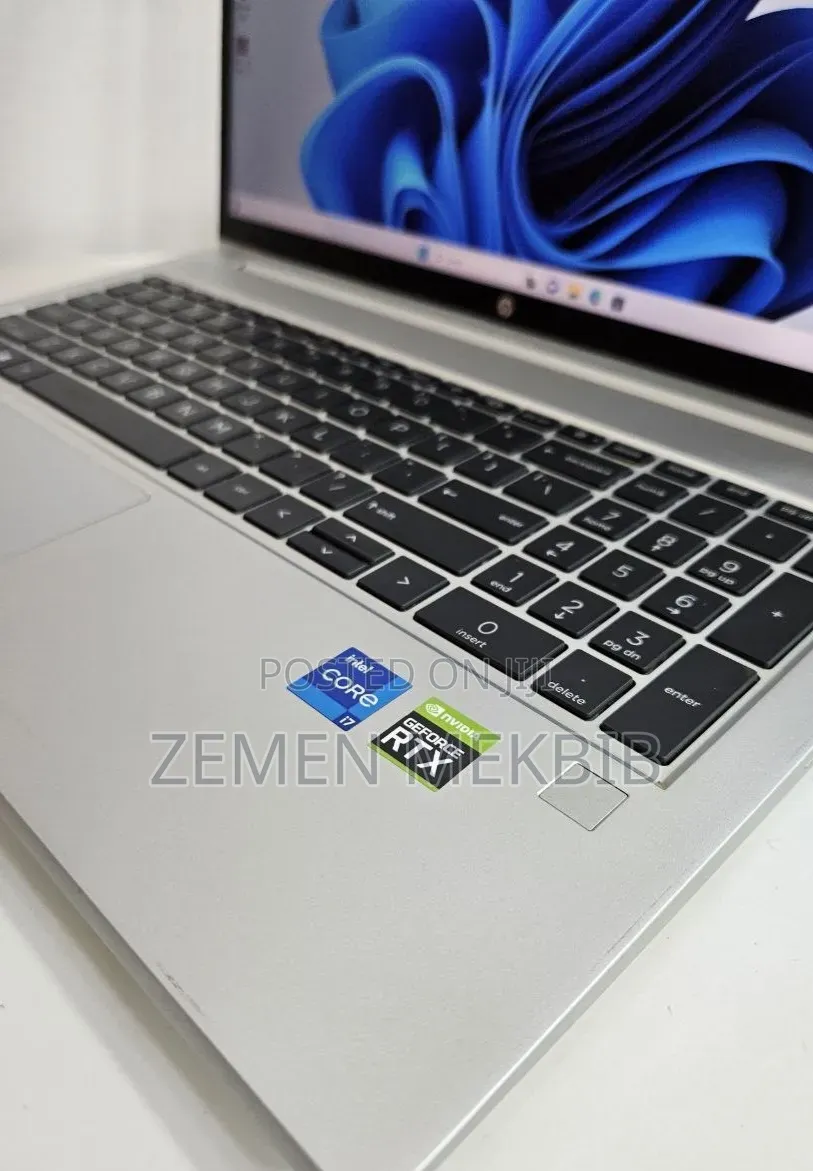 New Laptop HP Stream Notebook 16GB Intel Core i7 SSD 1T